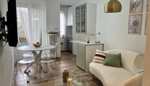 Two-Bedroom Apartment with City View