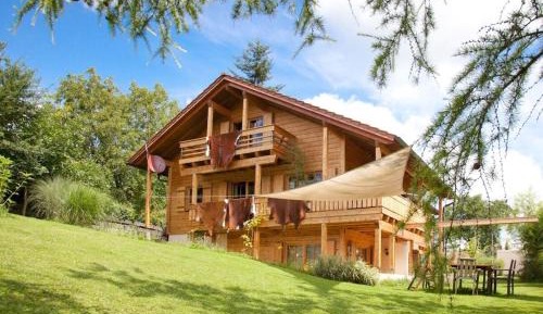 Two-Bedroom Holiday Home