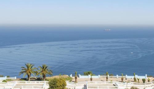Standard Twin Room Oceanfront