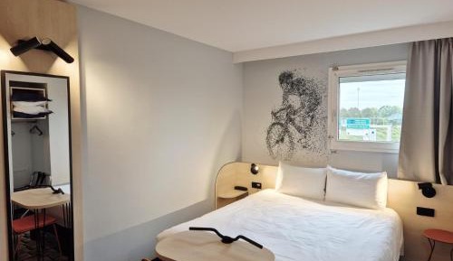 Standard Double Room - Non Smoking -  Street Side