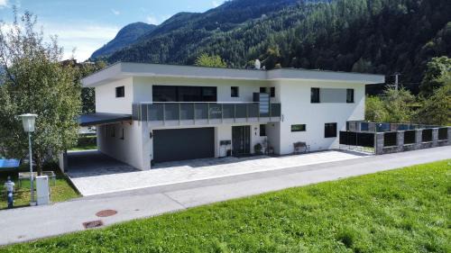 Two-Bedroom Apartment with Bath