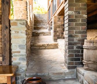 Suite with Mountain View