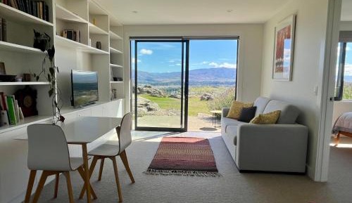 Studio with Mountain View