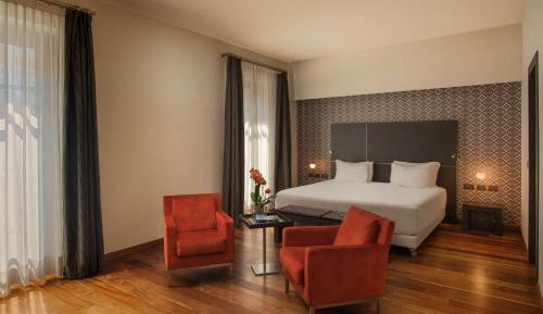 Premium Double or Twin Room XL