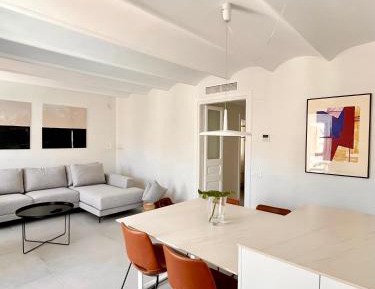 Three-Bedroom Apartment - High Floor