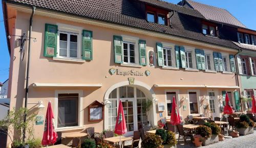 Superior One-Bedroom Apartment