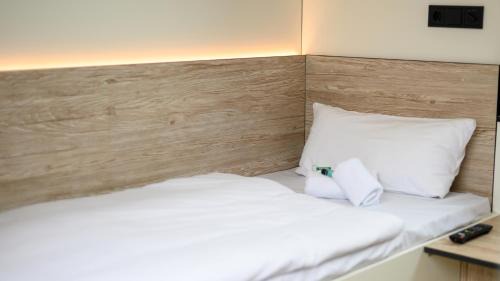 Single Room with Private Bathroom