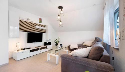 Superior One-Bedroom Apartment with Balcony