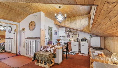 Studio with Mountain View