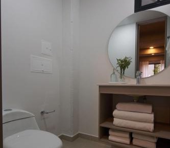 One-bedroom Loft Apartment 