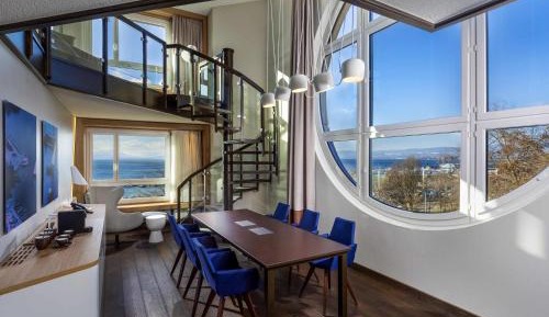 Duplex King Suite with Lake View