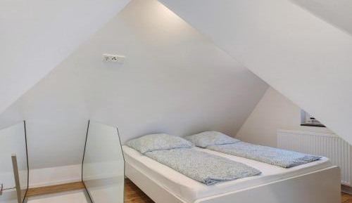 Three-Bedroom Superior Apartment