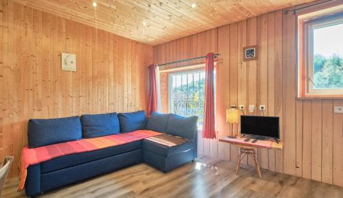 Superior One-Bedroom Apartment