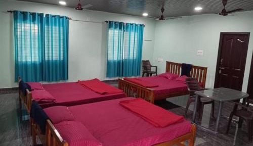 Family Room with Garden View