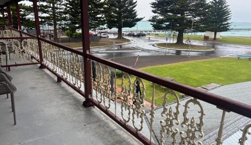 Deluxe Double Room with Balcony and Sea View