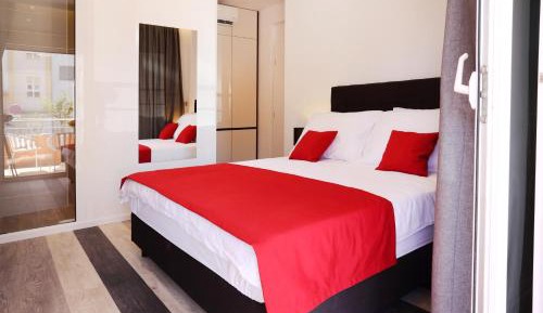 Deluxe Double Room with Balcony