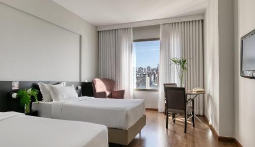 Standard Room with One Double Bed and One Single Bed