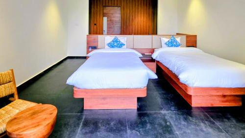 Deluxe Twin Room with Sea View