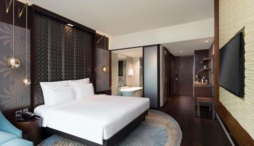 Executive Club King Room--  Lounge access with Cocktail Hours,15% discount on F&B services and laundry