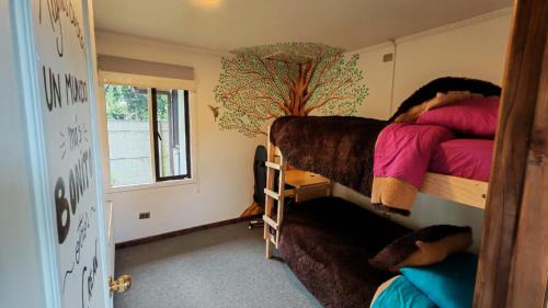 Standard Single Room with Shared Bathroom