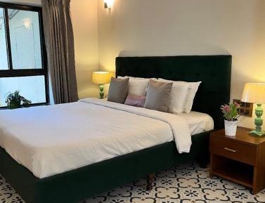 Superior King Room