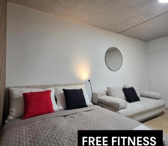 One-Bedroom Apartment with Balcony