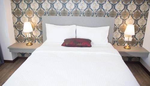 Superior Queen Room (No Window)