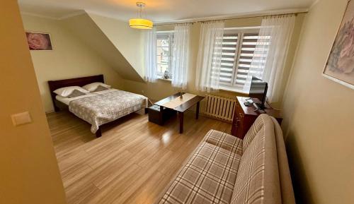 Triple Room with Private Bathroom