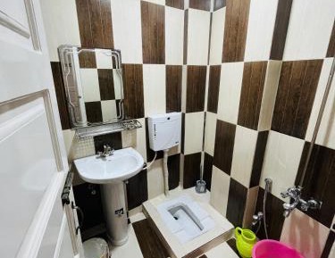 Twin Room with Private Bathroom