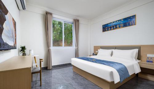 King Room with Garden View