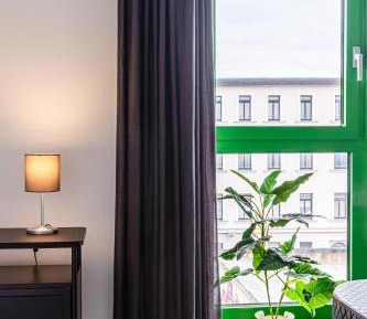 Basic Triple Room with Shared Bathroom