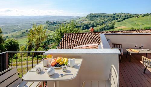 One-Bedroom Apartment with Terrace