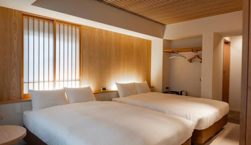 Twin Room with Shower