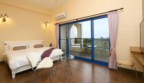 Deluxe Double Room with Balcony and Sea View
