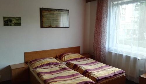 Triple Room with Shared Bathroom