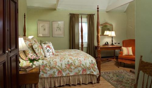 Queen Room