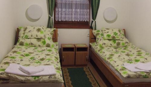 Twin Room with Private Bathroom