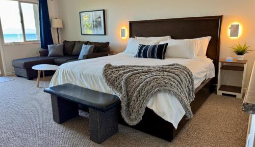 Studio Apartment with Sea View