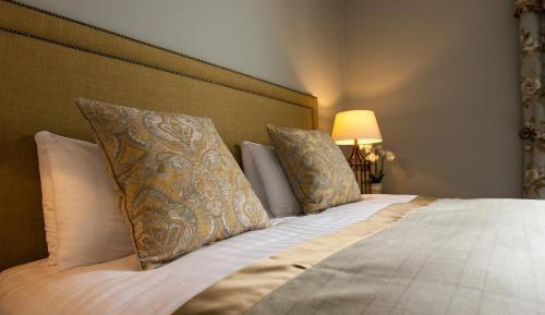 Feature Double Room