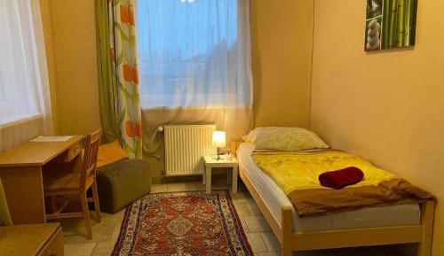 Single Room with Shared Bathroom