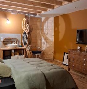 Double Room with Private Bathroom