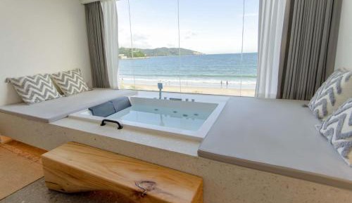 Deluxe Double Room with Bath