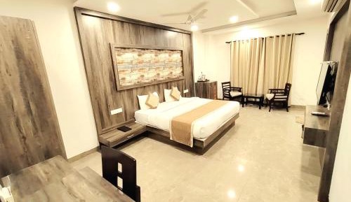 Deluxe Double or Twin Room with Garden View