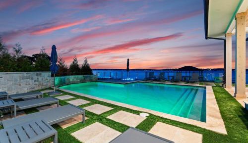 Four-Bedroom Vacation Home