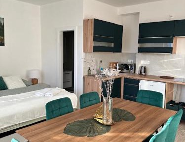 Two-Bedroom Deluxe Apartment