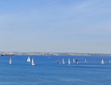 Apartment with Sea View