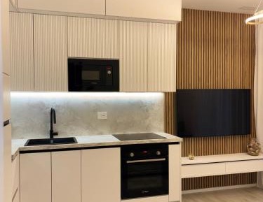 Superior One-Bedroom Apartment with Balcony