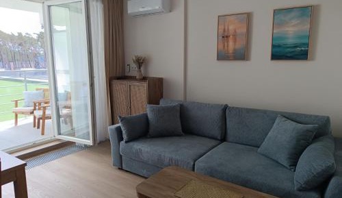 One-Bedroom Apartment with Terrace