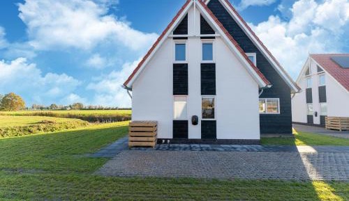 Six-Bedroom Holiday Home