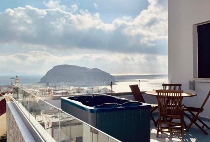 One-Bedroom Apartment with Sea View and Terrace